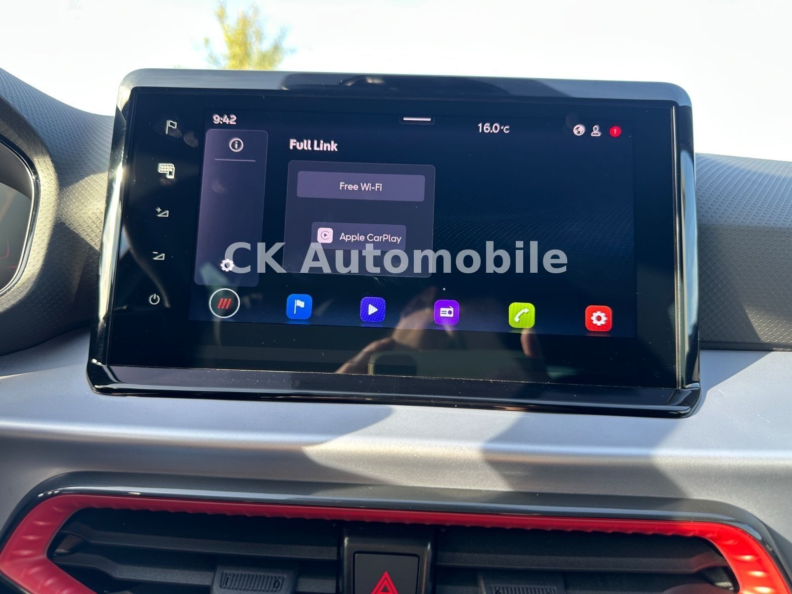 Fahrzeugabbildung SEAT Ibiza  FR 1.0 TSi DSG/Navi/Tempomat/PDC