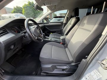 Volkswagen Passat Variant - 4