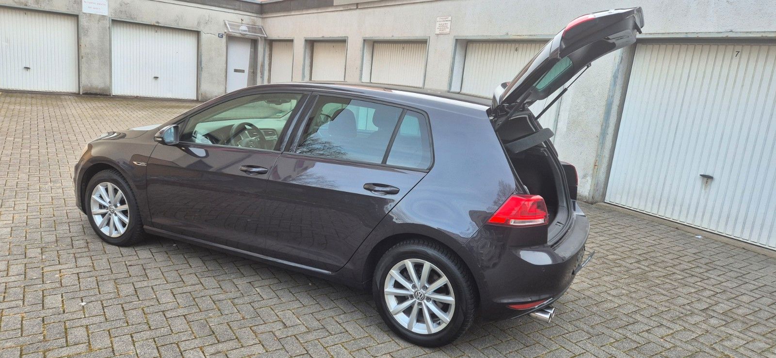 VW Golf