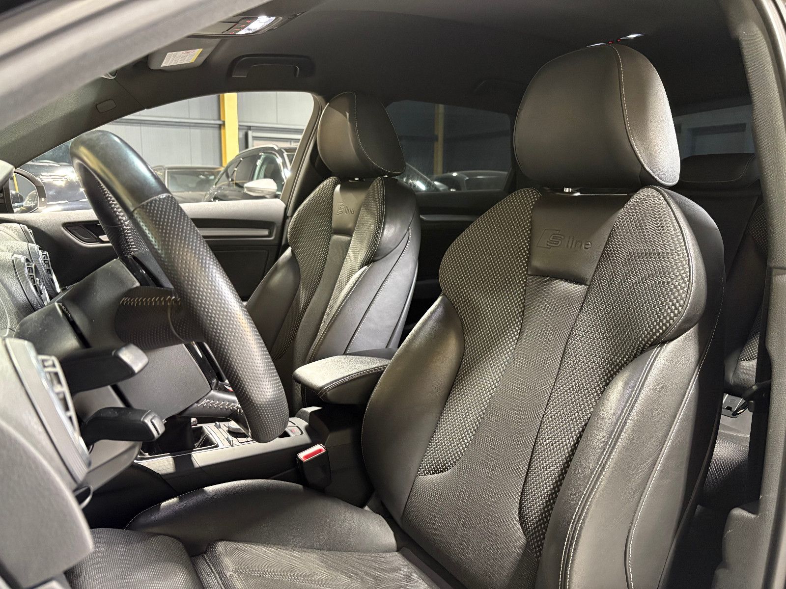 Fahrzeugabbildung Audi A3 Sportback S-line Sportpaket/PDC/SHZ/KLIMA/