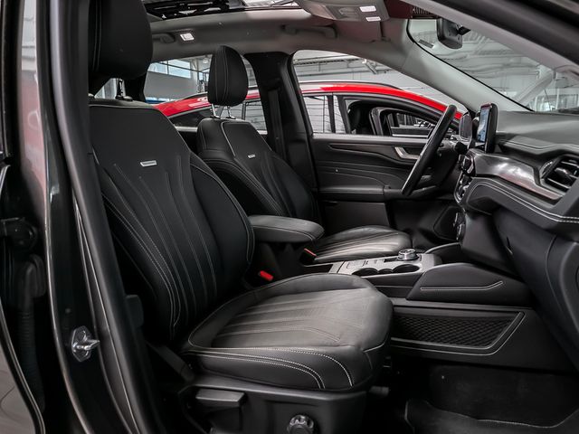 Ford Kuga 2.5 Plug-In Hybrid Vignale Stauassistent