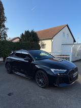 Audi RS3 SPORTBACK*VOLL*CARBON*SCHALE*HEADUP*PANO* - Audi RS3 aus 2025