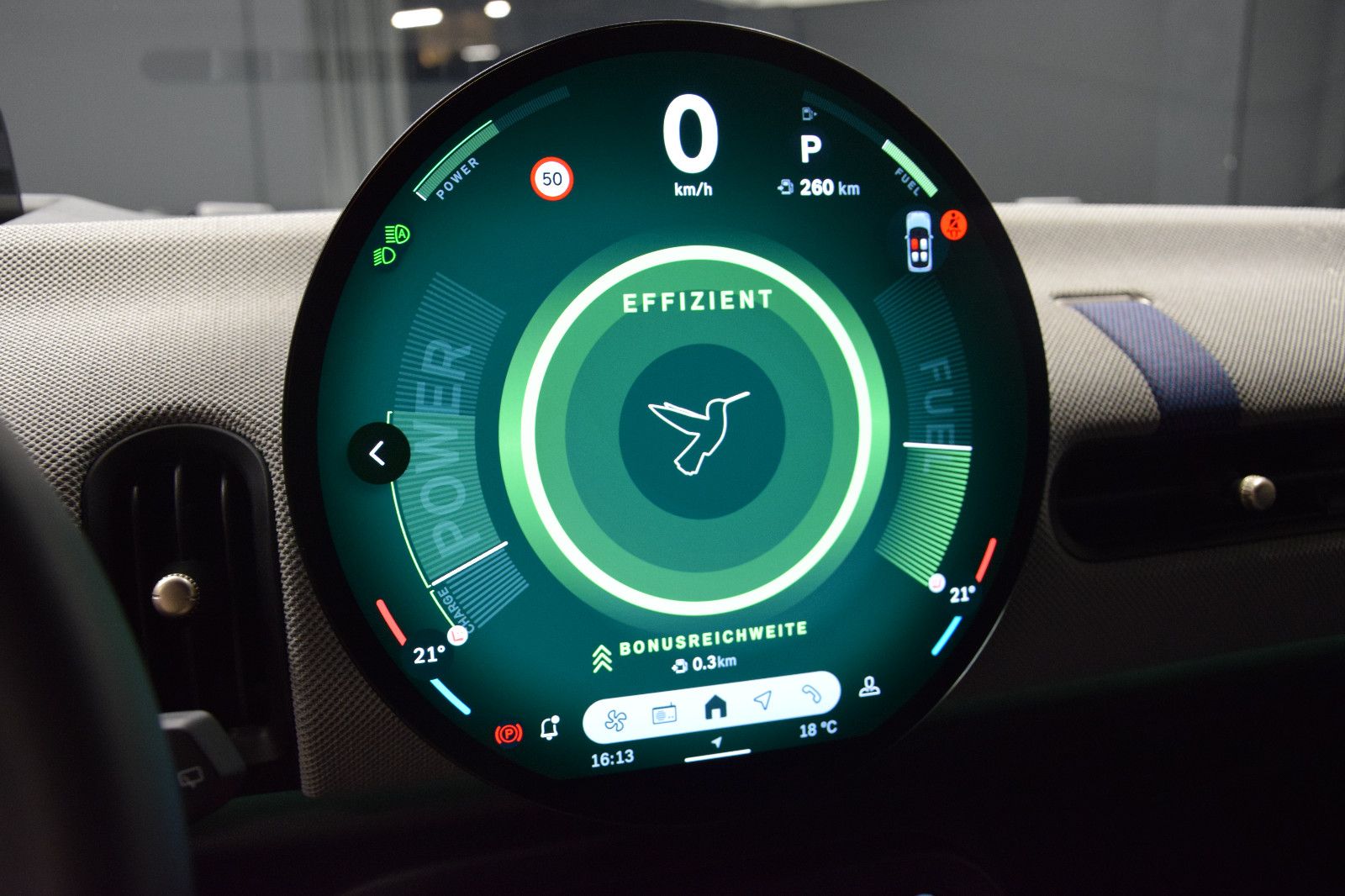 Fahrzeugabbildung MINI CooperCOOPER Mini 3-trg. Favoured Trim HUD Leder