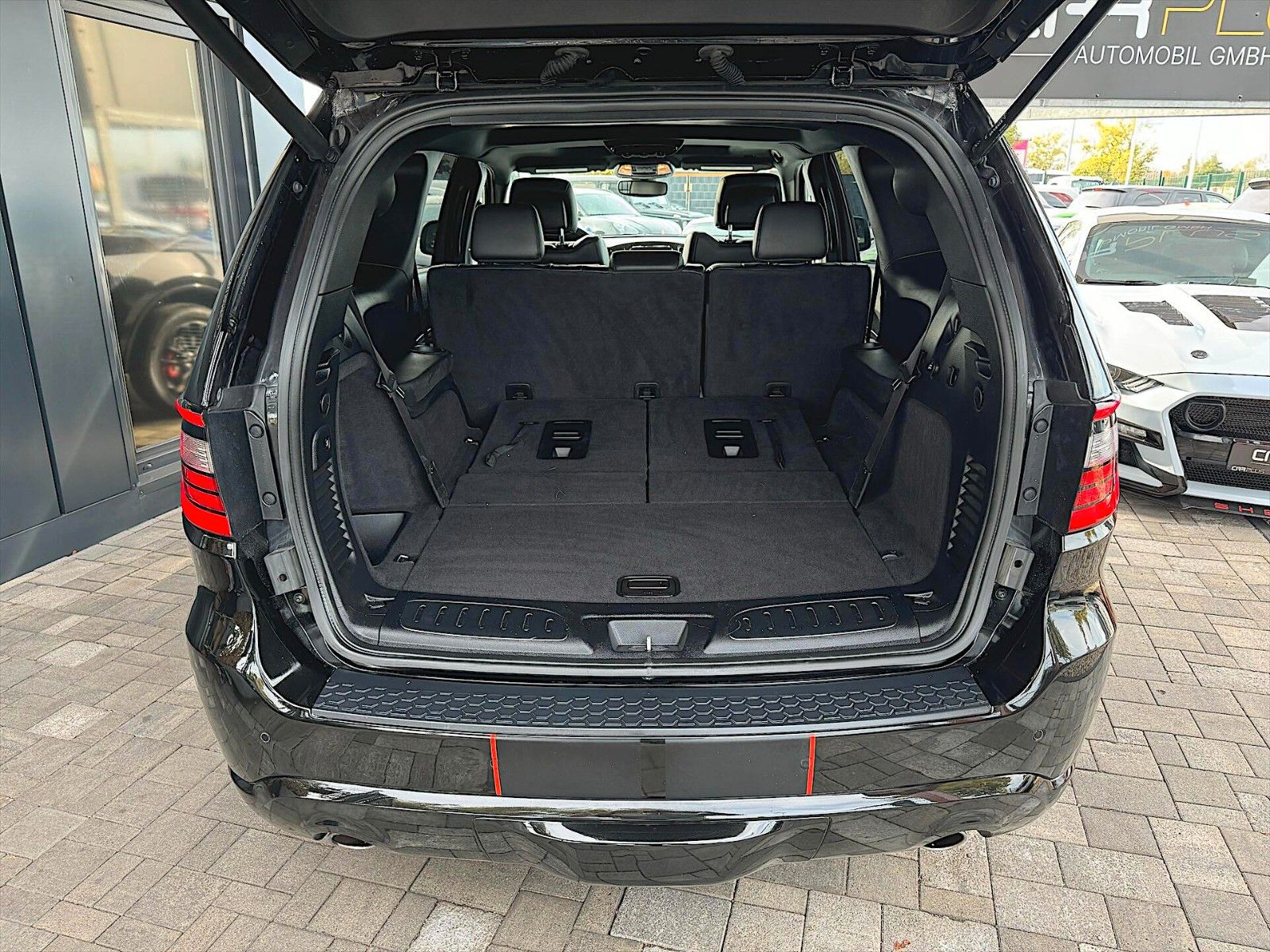 Fahrzeugabbildung Dodge Durango 5.7 V8 R/T 4x4 Night Paket *LED*7 Sitze*