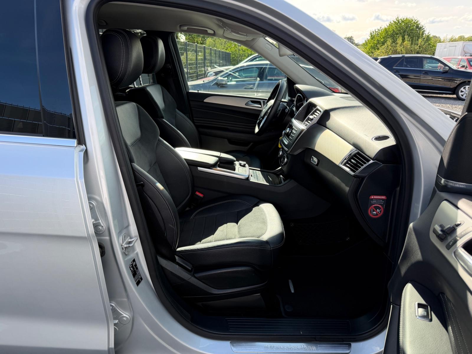 Mercedes-Benz ML 350 BlueTec 4M*7G*COMAND*AIRMATIC*H&K*AHK*