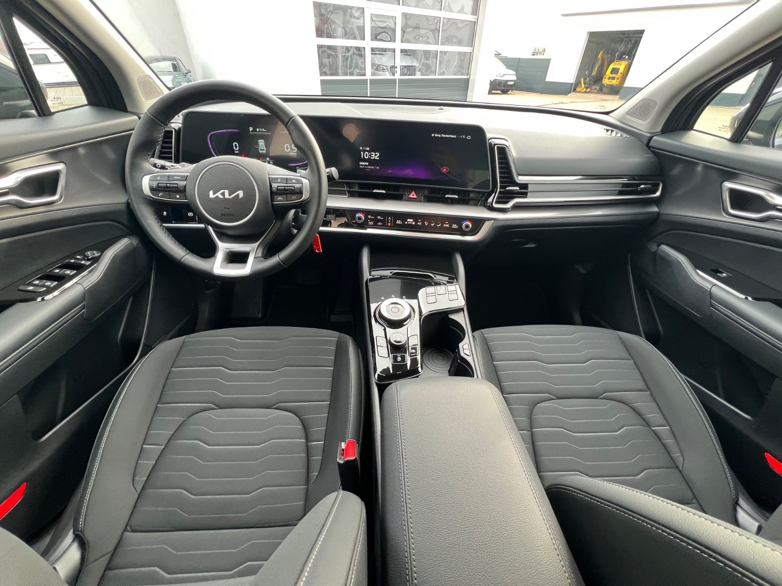 Fahrzeugabbildung Kia Sportage 1.6 T-GDI EcoDyn. 118kW Vision DCT AWD