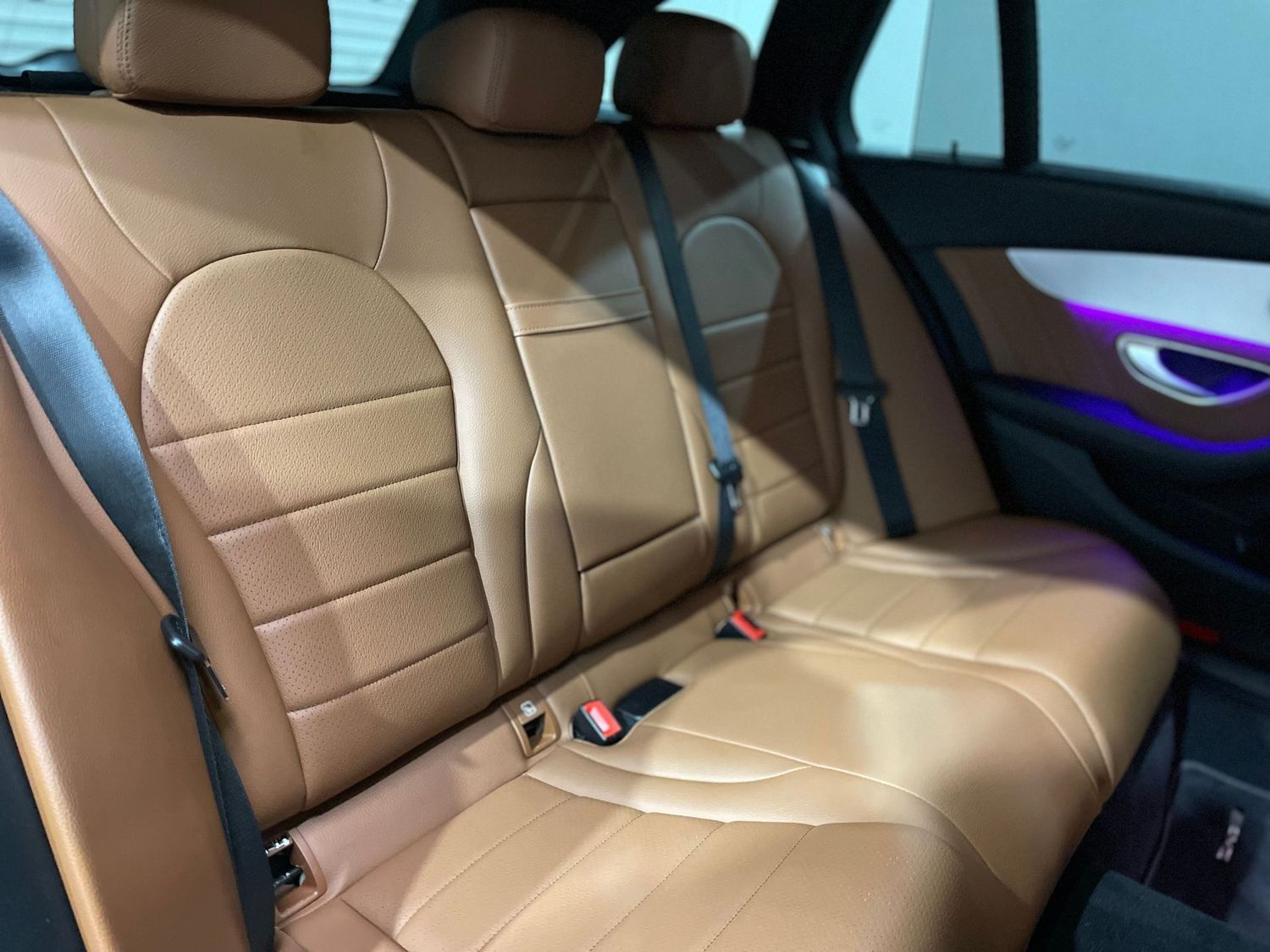 Fahrzeugabbildung Mercedes-Benz C 300 T AMG Night#LED#Mbux#360°#M-Beam#Burmester