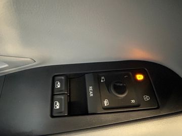 Ford Explorer Select RWD