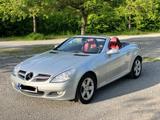 Mercedes-Benz SLK 280 Schaltgetriebe und schöne Farbkombinatio - : Cabrio, Schöne
