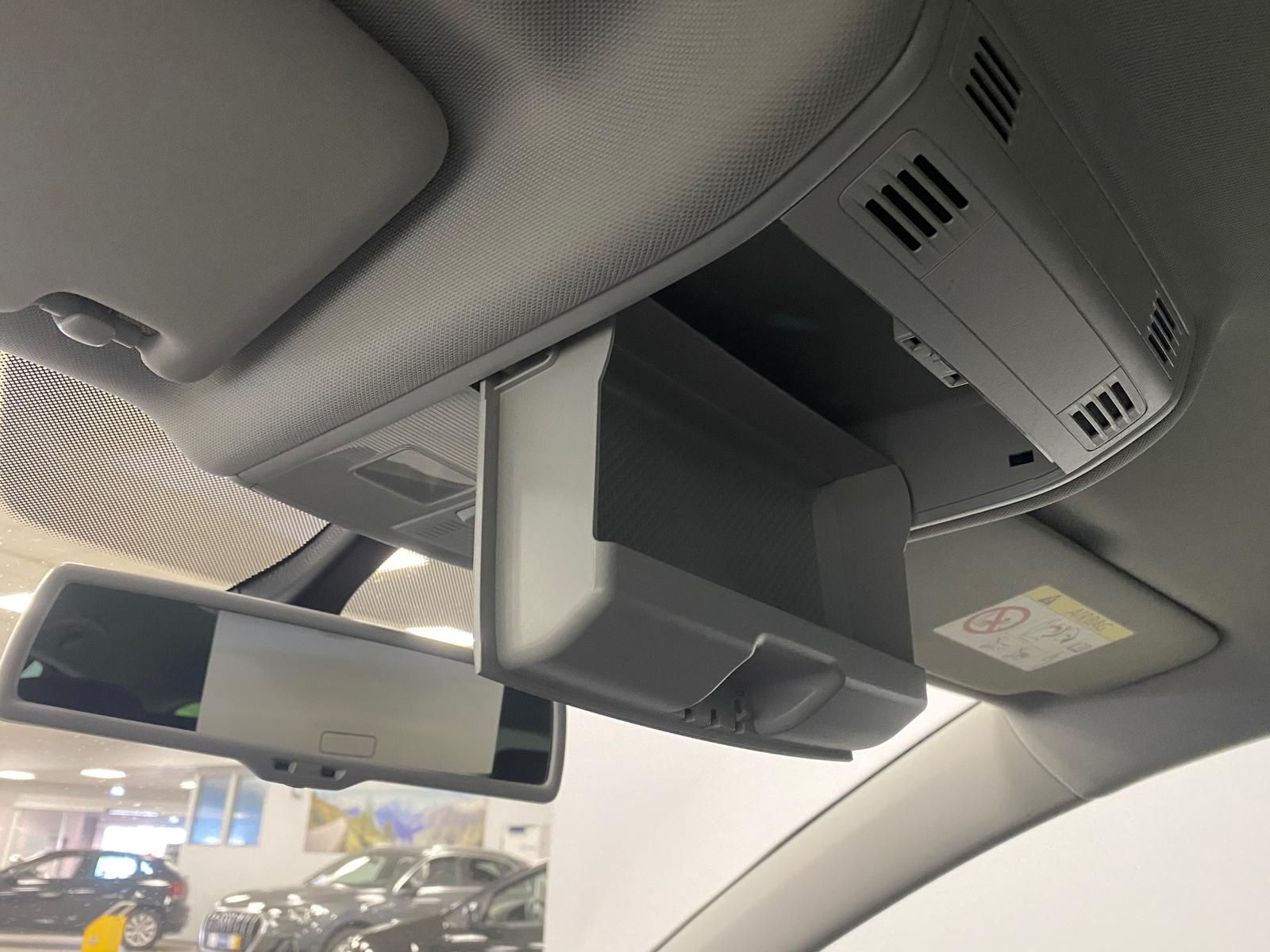 Fahrzeugabbildung Volkswagen Golf 1.2 TSI Lounge BMT+ PDC V&H+SITZHEIZ+KLIMA+