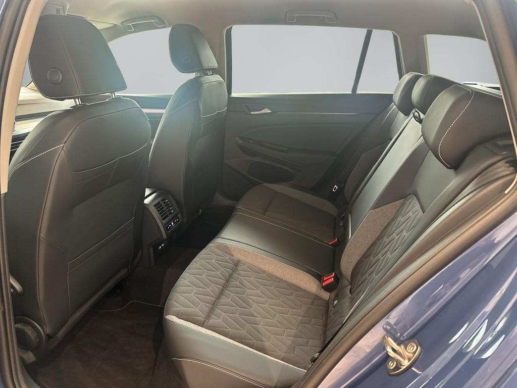 Volkswagen Golf VIII Variant 1.5eTSI DSG Energy AHK StdHz M, миниатюра 12