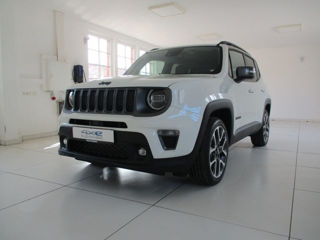 Ein Jeep Renegade der zum Leasing angeboten wird.