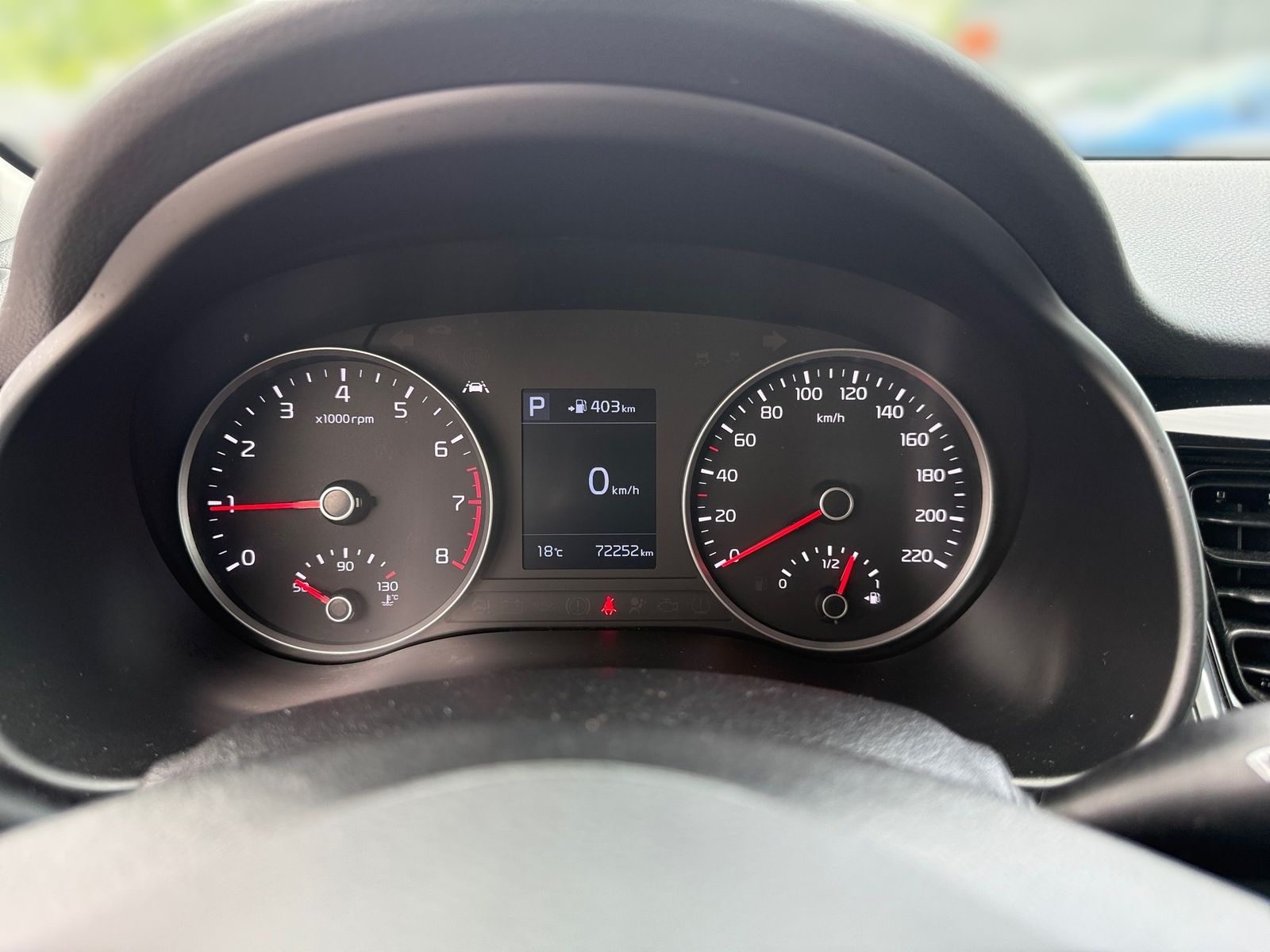 Fahrzeugabbildung Kia STONIC 1.0T DCT PLATINUM O. GD 2