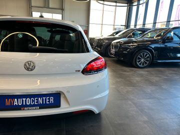 Volkswagen Scirocco 1.4 TSI *BiXenon*Navi*Sitzh*PDC*