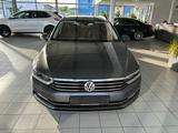 Volkswagen Passat Variant Highline Pano*Dynaudio*RFK*Stdhzg - VW Passat Variant Gebrauchtwagen in Bremen