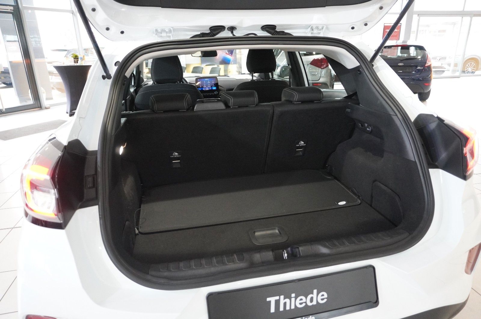 Fahrzeugabbildung Ford Puma 1.5D TITANIUM NAVI/LED/SHZ/TEMP./PDC/DAB+