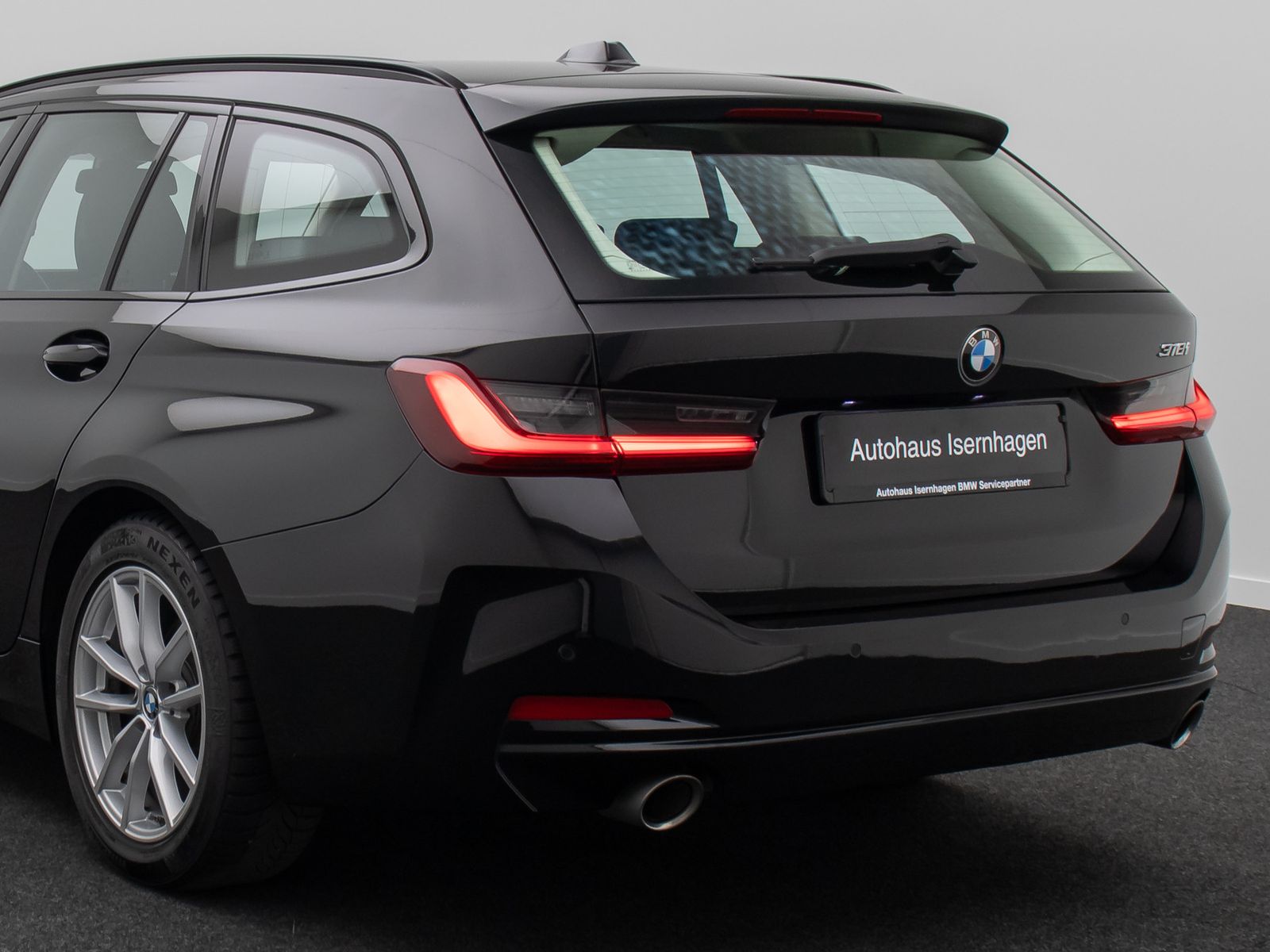 Fahrzeugabbildung BMW 318i Widscreen DAB GeschwindigReg PDC Cockpit+