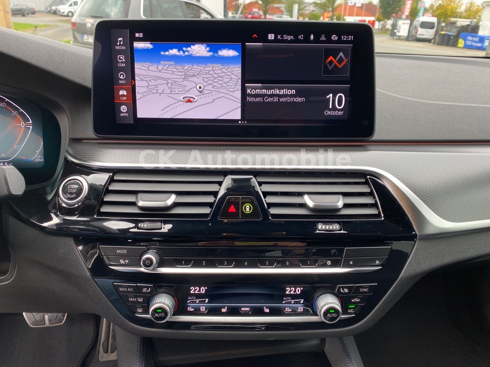 Fahrzeugabbildung BMW 520d Lim. M-Sport/Facelift/Shadow-Line/LED/Kam