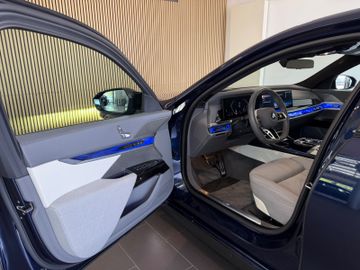 BMW 740 - 9