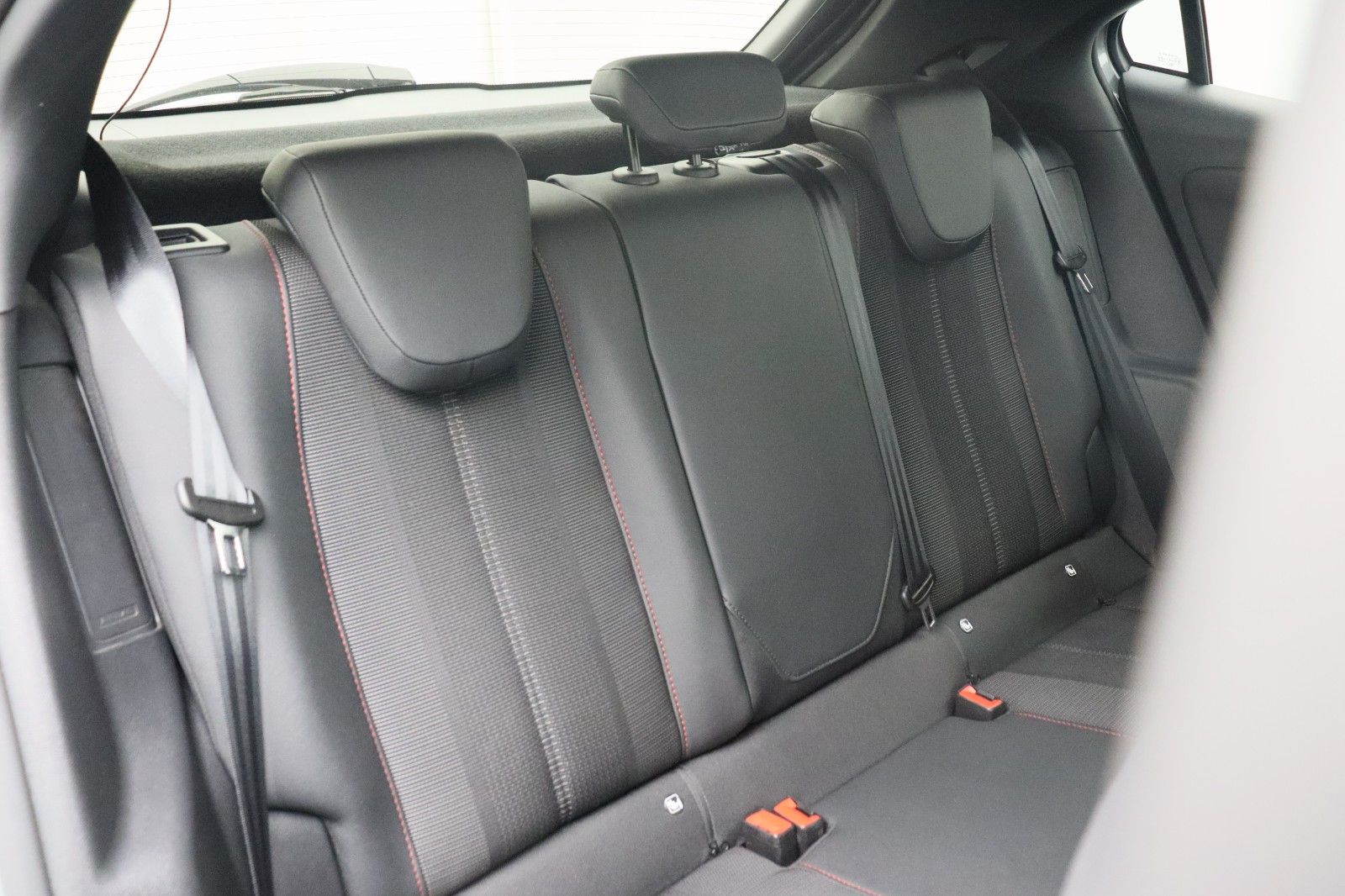 Fahrzeugabbildung Opel Mokka e GS Line