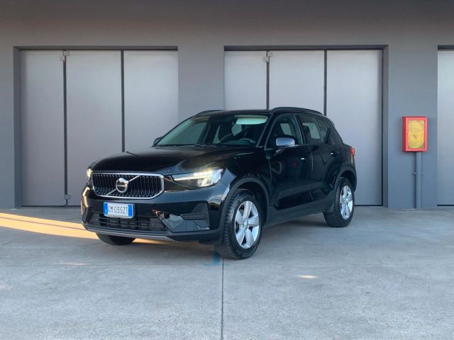 Другие Volvo XC40 T2 Essential