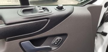 Fahrzeugabbildung Ford Transit Custom Kasten 300 L1 Trend