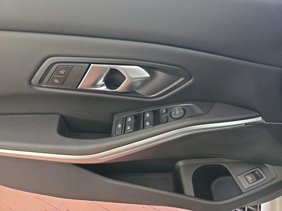 BMW 320 - Bild 16