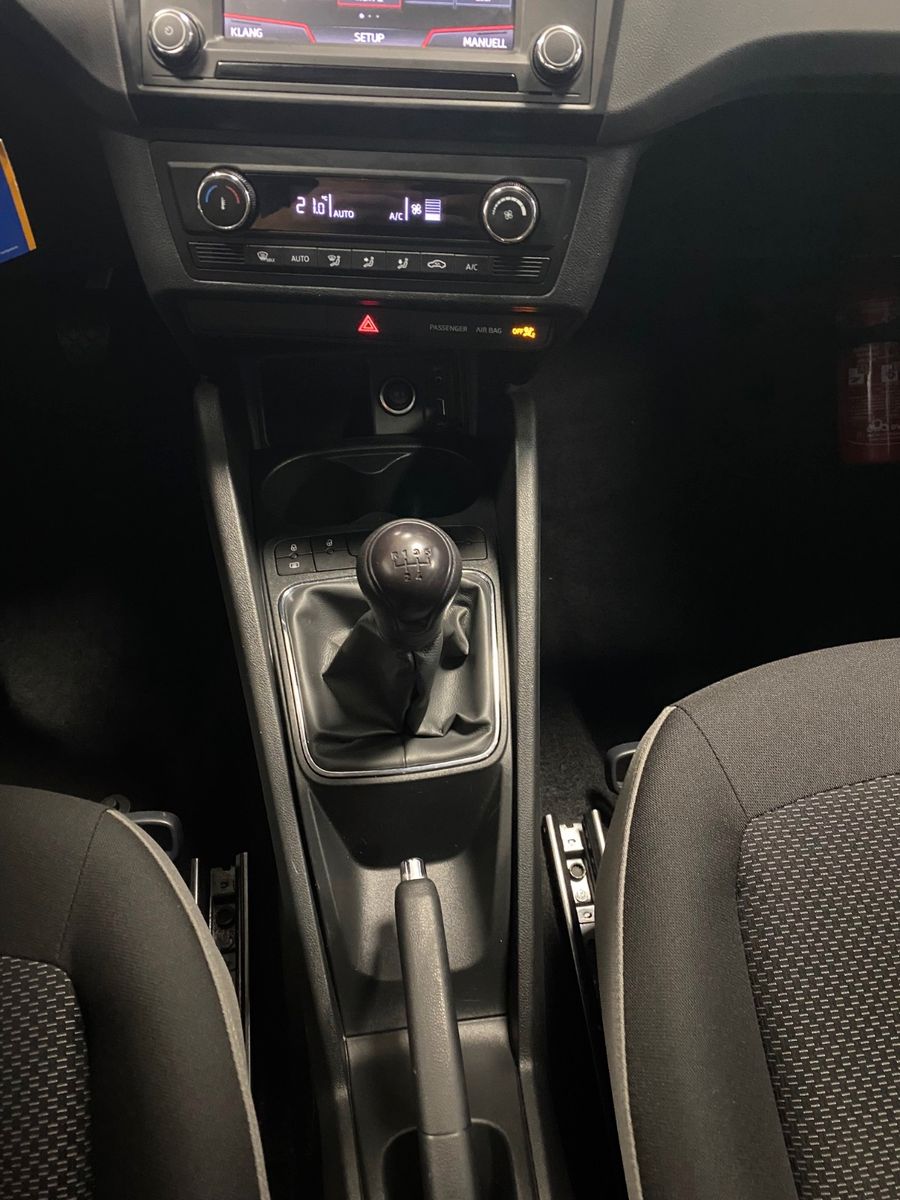 Fahrzeugabbildung SEAT Ibiza 1.0 TSI Style+Checkheft+Freisprech+Tempoma