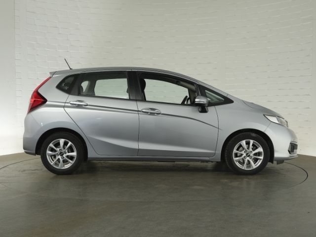 Jazz i-VTEC COMFORT+SITZHEIZUNG+PARKPILOT VO+HI+