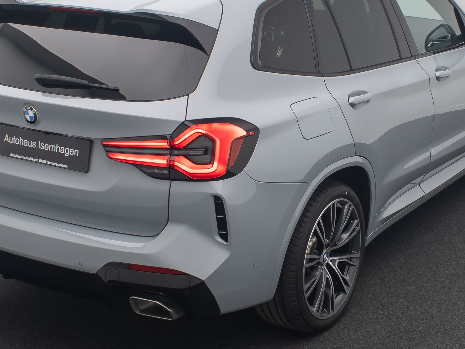 Fahrzeugabbildung BMW X3 xD30i M Sport Panorama 360&deg; Laser HUD 21Zoll