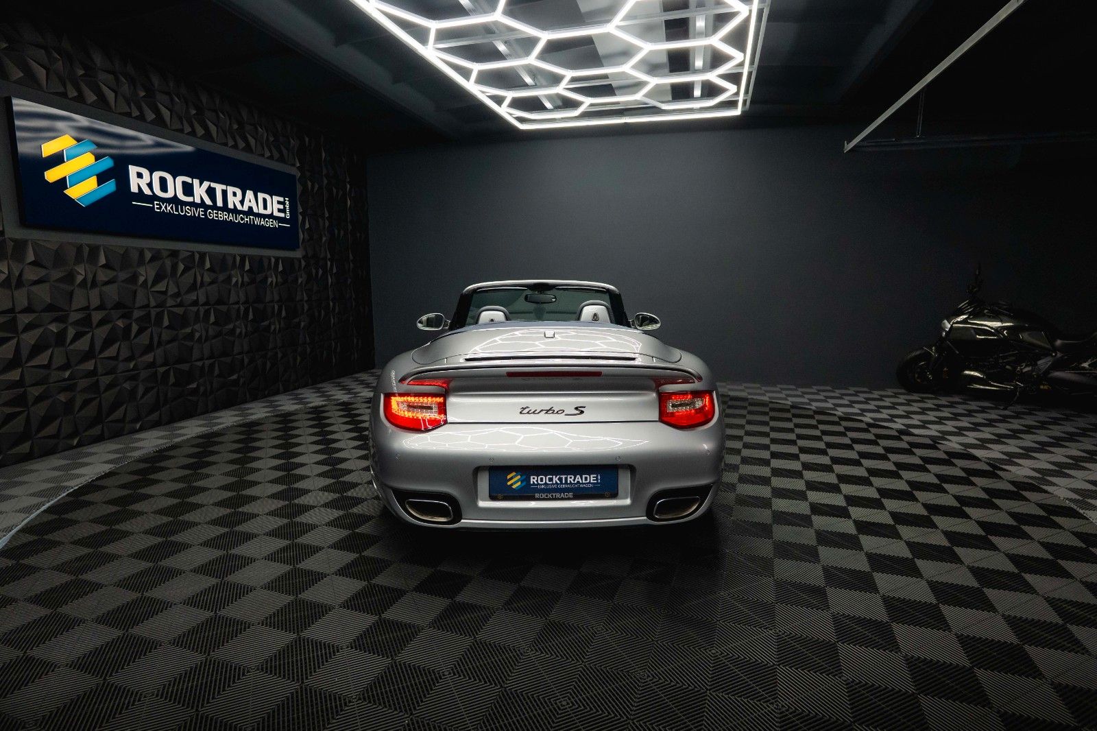 Fahrzeugabbildung Porsche 997.2 911 Turbo S Cabrio PDK*Keramik*Unfallfrei*