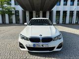 BMW 320i M-Paket, Live Cockpit, Kamera - BMW 3er Reihe Gebrauchtwagen in München