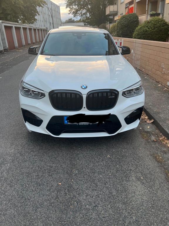 Image of BMW X4 M