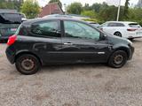 Renault Clio III Initiale - Renault Clio Ii mit Diesel-Antrieb