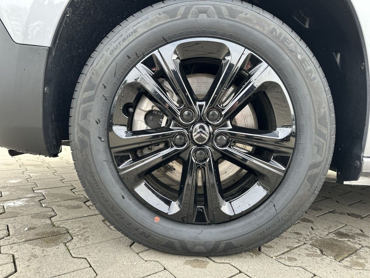 Fahrzeugabbildung Citroën Berlingo M Diesel 130 Max - mit KI generiert/bearbeitet