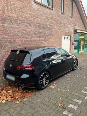 Volkswagen Vw Golf 7 GTI. DSG    230ps. Dvc/acc/park ...