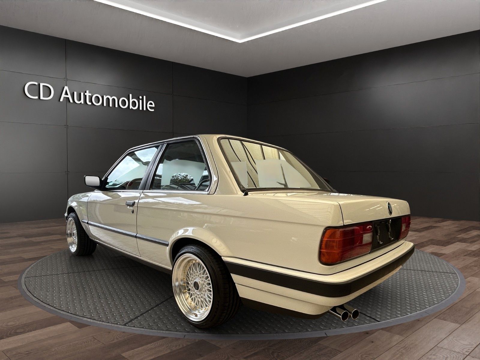 Fahrzeugabbildung BMW 320i E30/Automatik/Leder/H-Zulassung