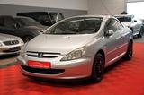 Peugeot 307 CC 2.0 Cabrio Klimaaut*Sitzh*Einparkh* - Peugeot 307: Leder