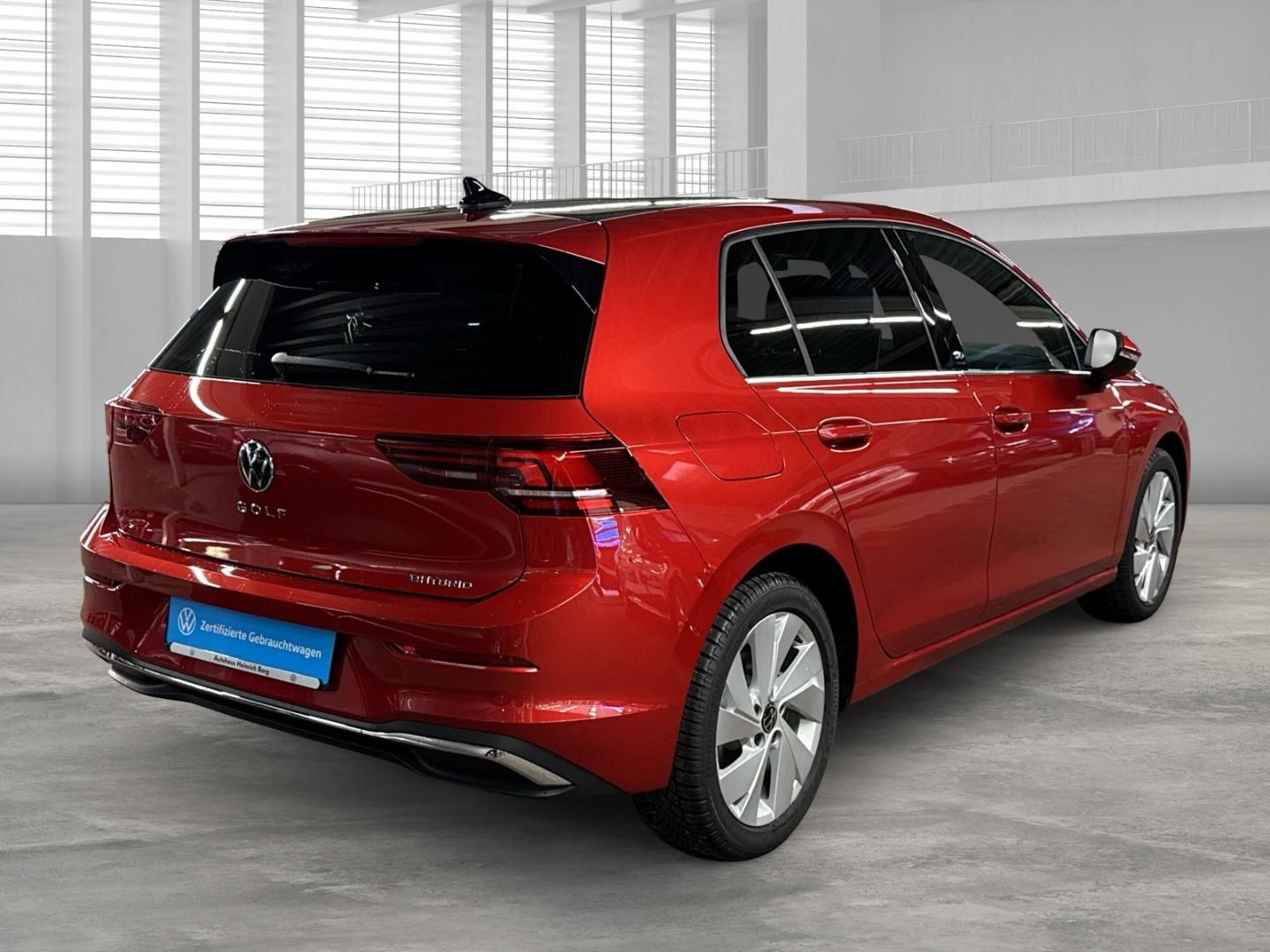 Fahrzeugabbildung Volkswagen Golf Style 1.5 eHybrid OPF DSG