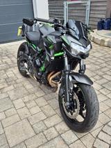 Kawasaki Z650 MY23 - Kawasaki Motorräder in Augsburg