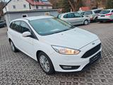 Ford Focus. Automatik! Zahnriemen Neu! Oil Neu! - Ford Gebrauchtwagen in Weimar