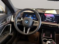 BMW iX2 - Vorschau Bild 18