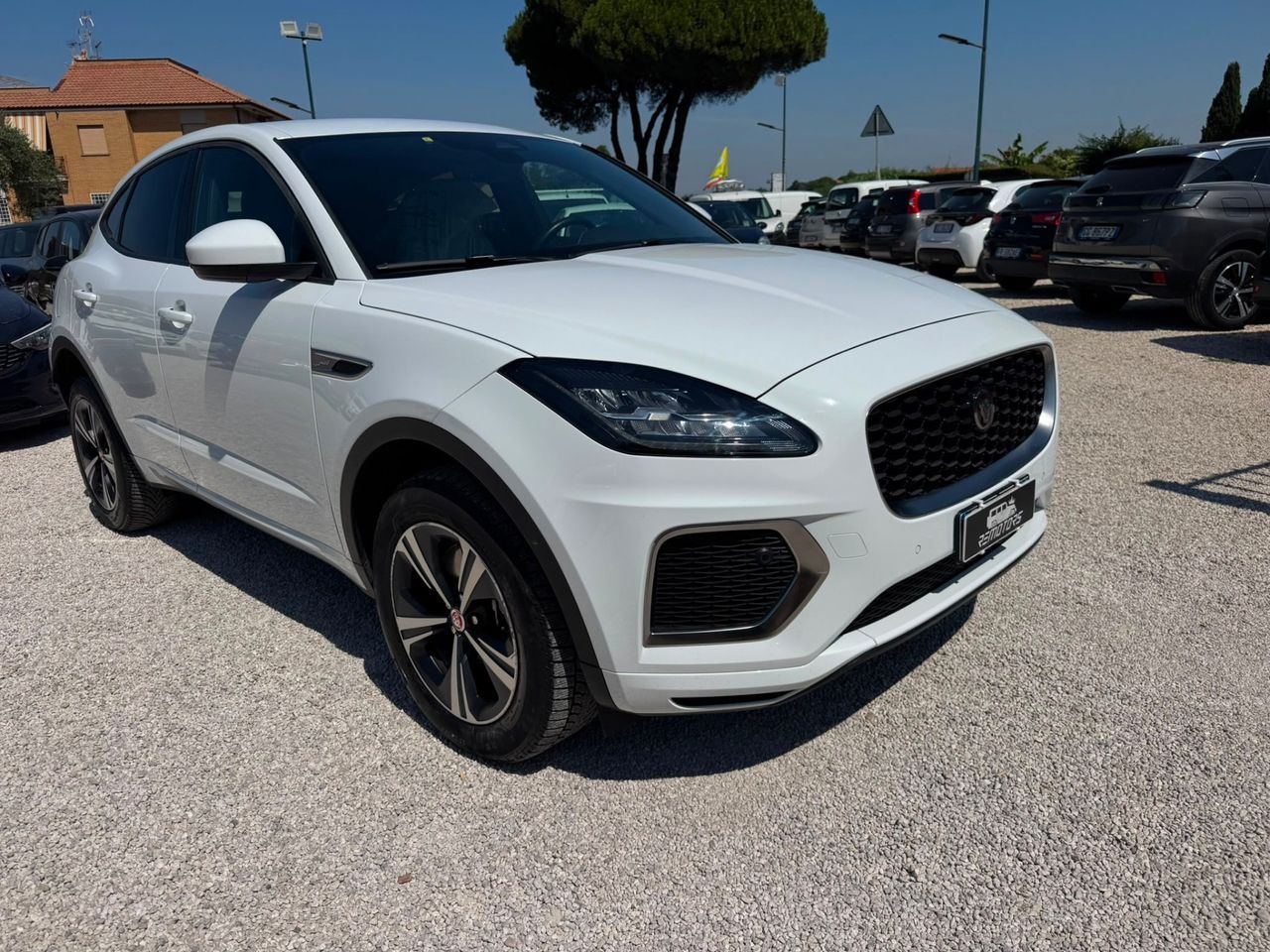 Jaguar E-Pace benzina
