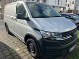 Volkswagen T6.1 Transporter mit eingebauter Küchenzeile