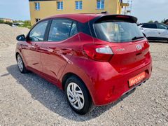 Fahrzeugabbildung Hyundai i10 1.0 SHZ KLIMA ALLWETTERREIFEN PDC RADIO USB
