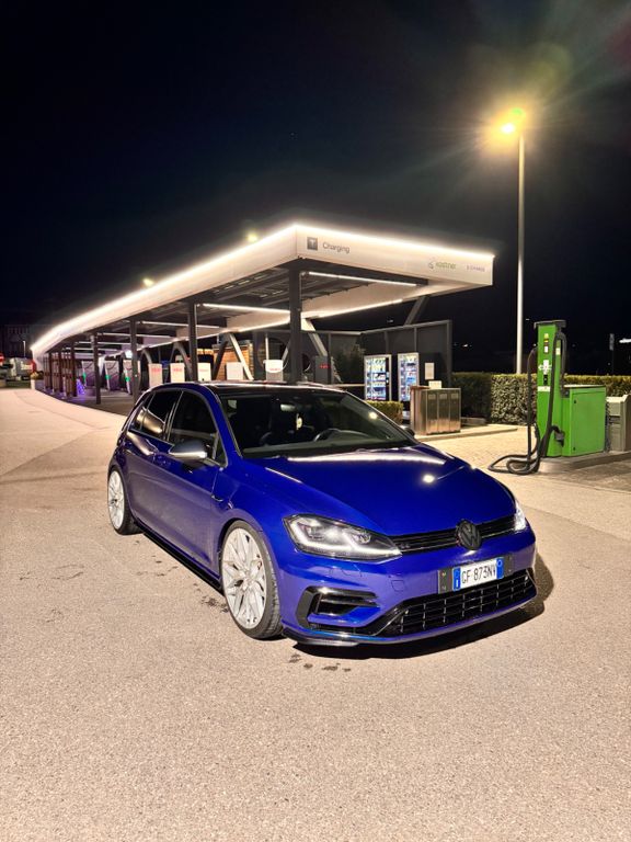 Image of Volkswagen Golf
