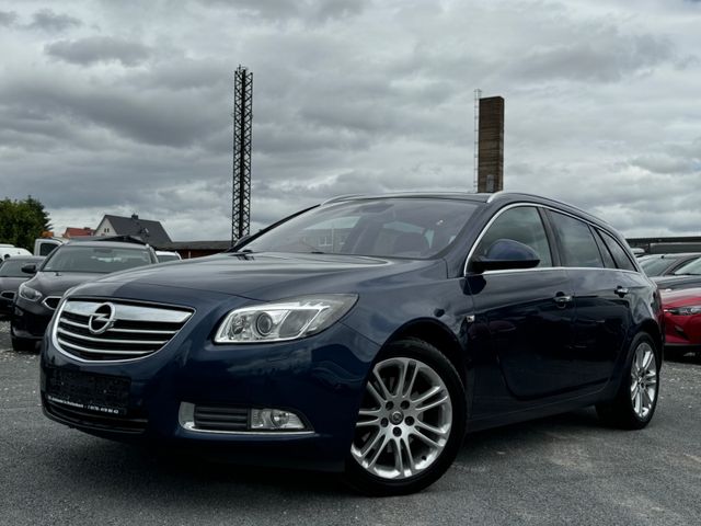 Opel Insignia A Sports Tourer Innovation/XENON/EURO 5