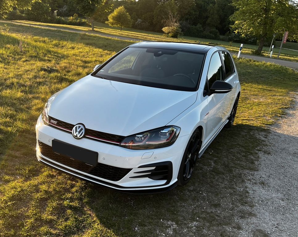 Image of Volkswagen Golf