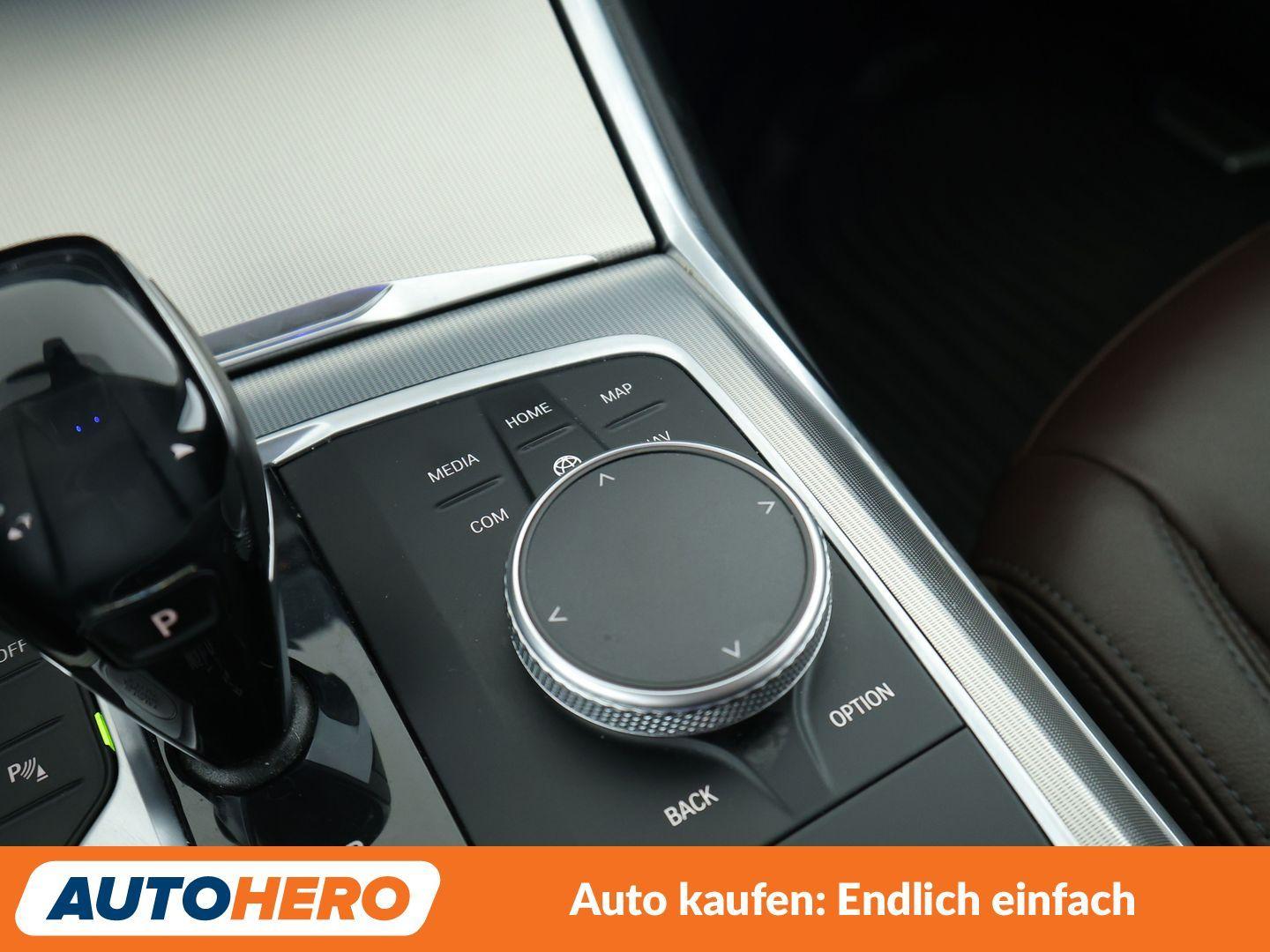 BMW 3er 320d xDrive Luxury Line Aut.*NAVI*HUD*LED*