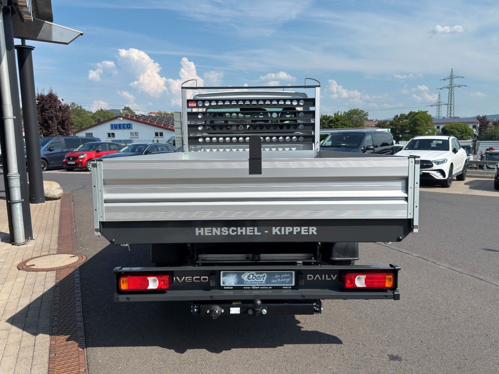 Fahrzeugabbildung Iveco Daily 35S16 3.0L *R3.450mm*AHK*Kamera*Klima*